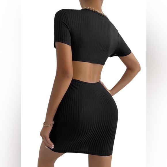 SHEIN Black Plunging Neck Cut Out Bodycon Dress Size Large - Picture 2 of 10